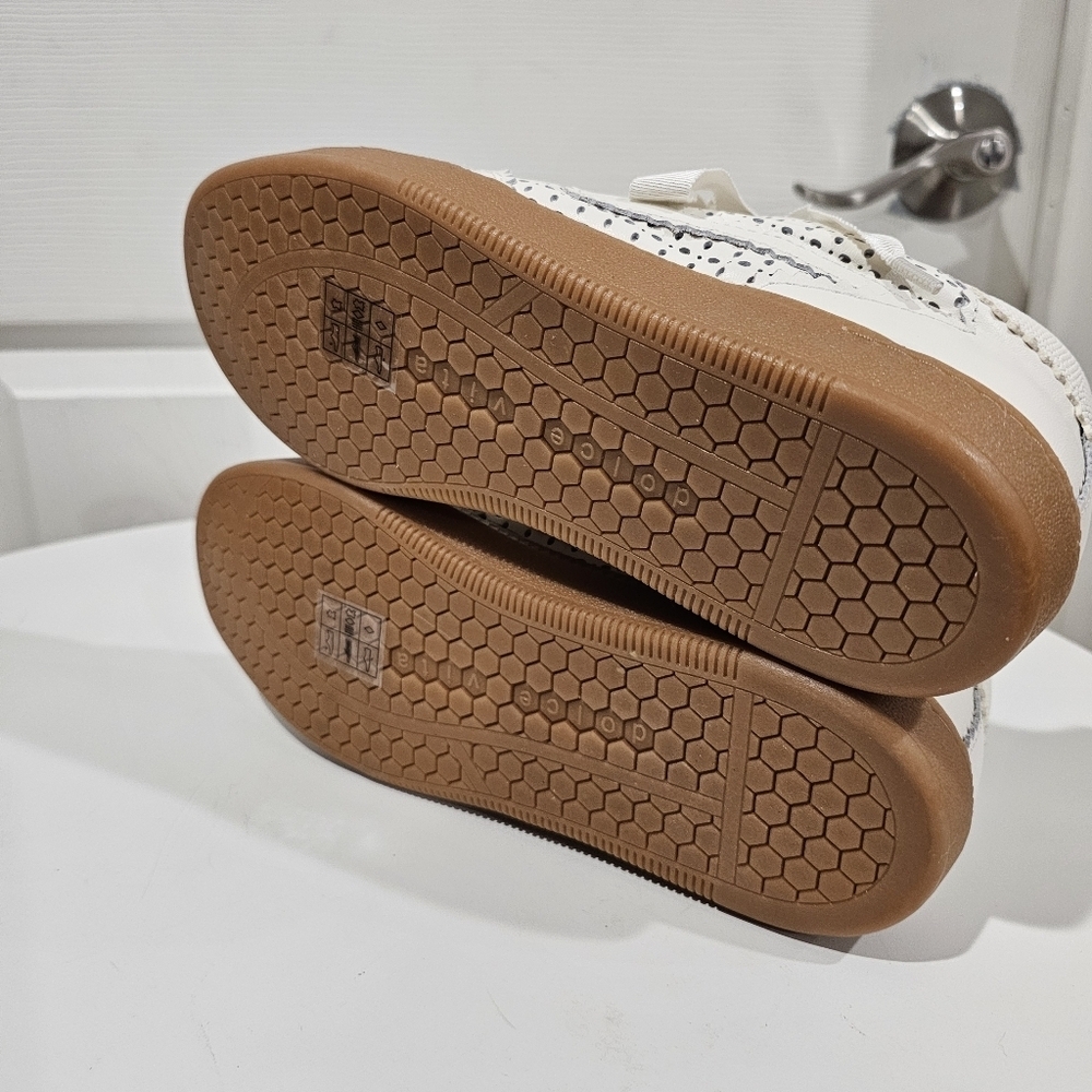 Dolce Vita Notice Eyelet Perf Sneakers White Leather - Picture 9 of 9